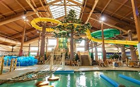 Timber Ridge Lodge & Waterpark Lake Geneva