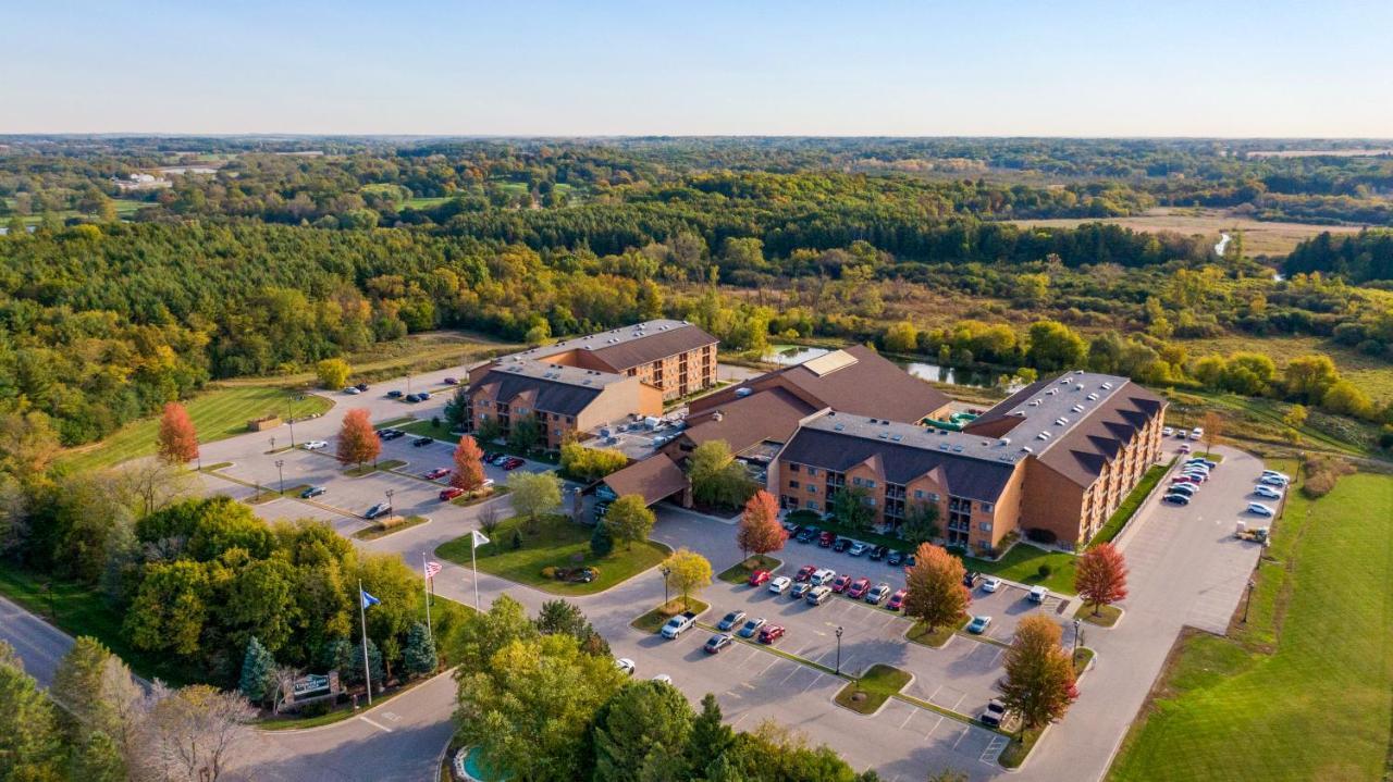 Timber Ridge Lodge And Waterpark Lake Geneva Exterior photo